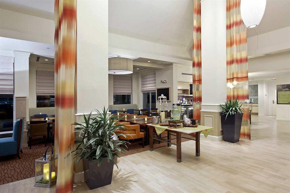 Hilton Garden Inn Providence Airport/Warwick Exterior photo