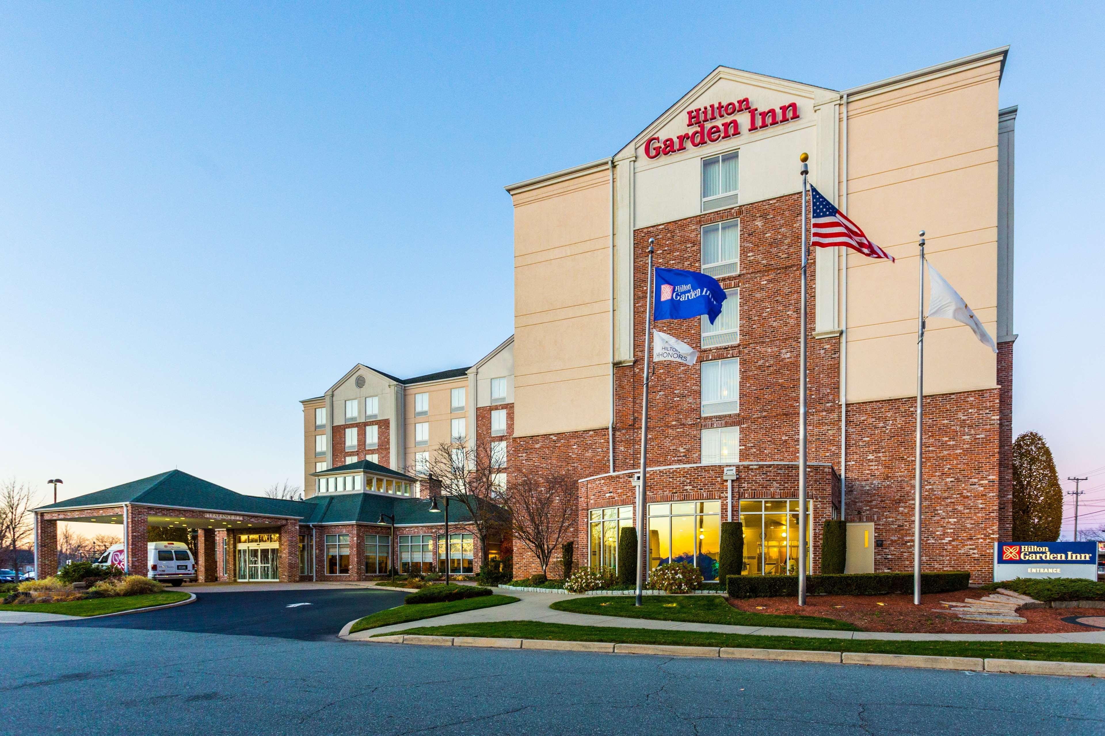 Hilton Garden Inn Providence Airport/Warwick Exterior photo